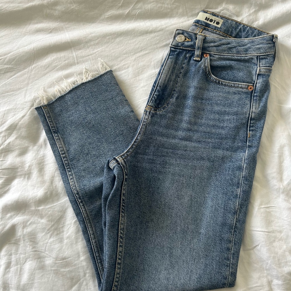 Topshop MOTO Frayed Hem Jeans